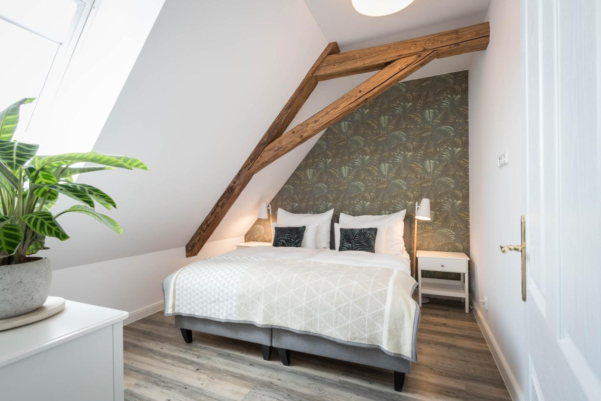 Na Kmine Hotell Obristvi Eksteriør bilde